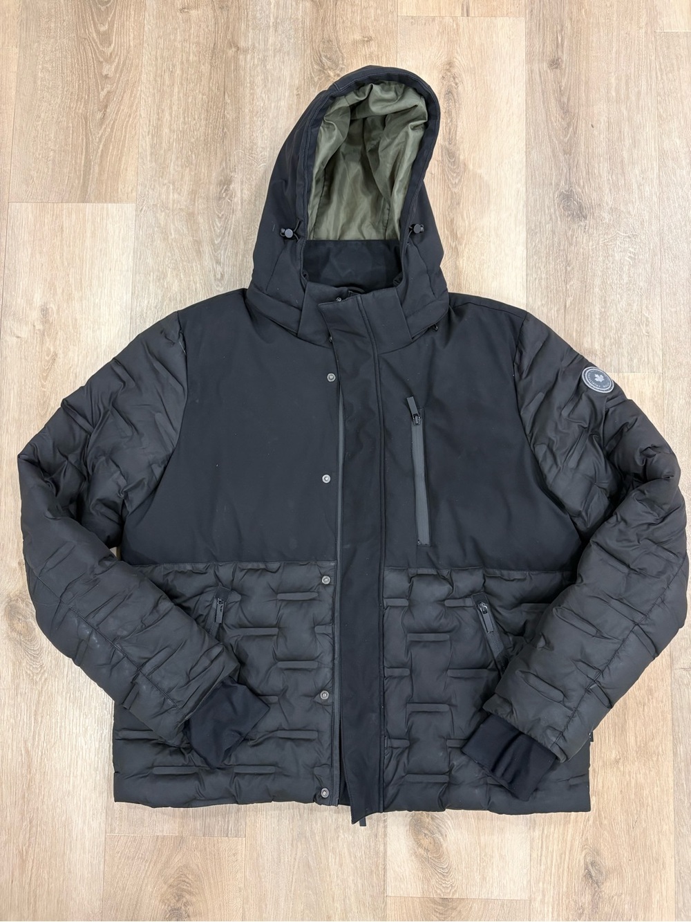 Noize Men's Black Hooded Puffer with Olive Lining